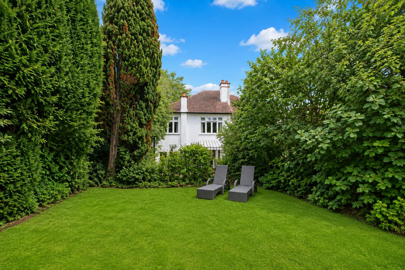 4 bed property in Willis Avenue, Sutton